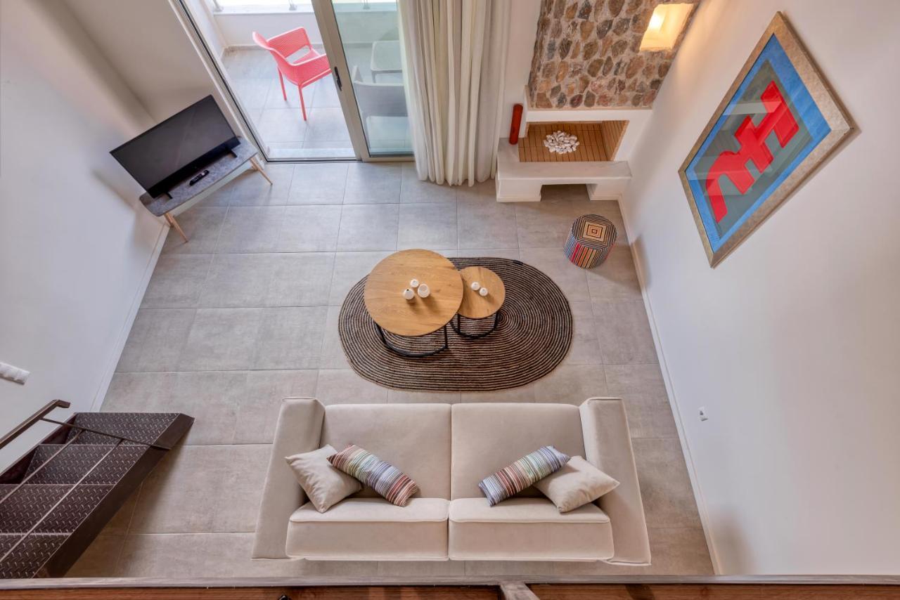 Saronis Suites Saronida Екстериор снимка