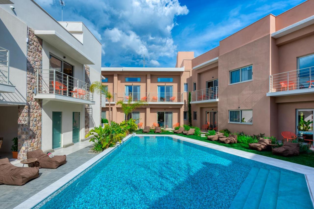 Saronis Suites Saronida Екстериор снимка