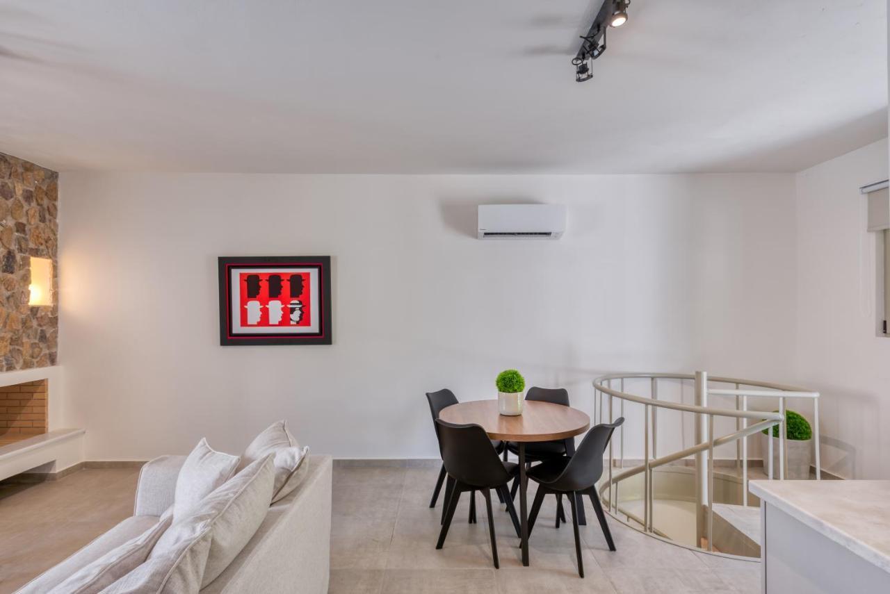 Saronis Suites Saronida Екстериор снимка