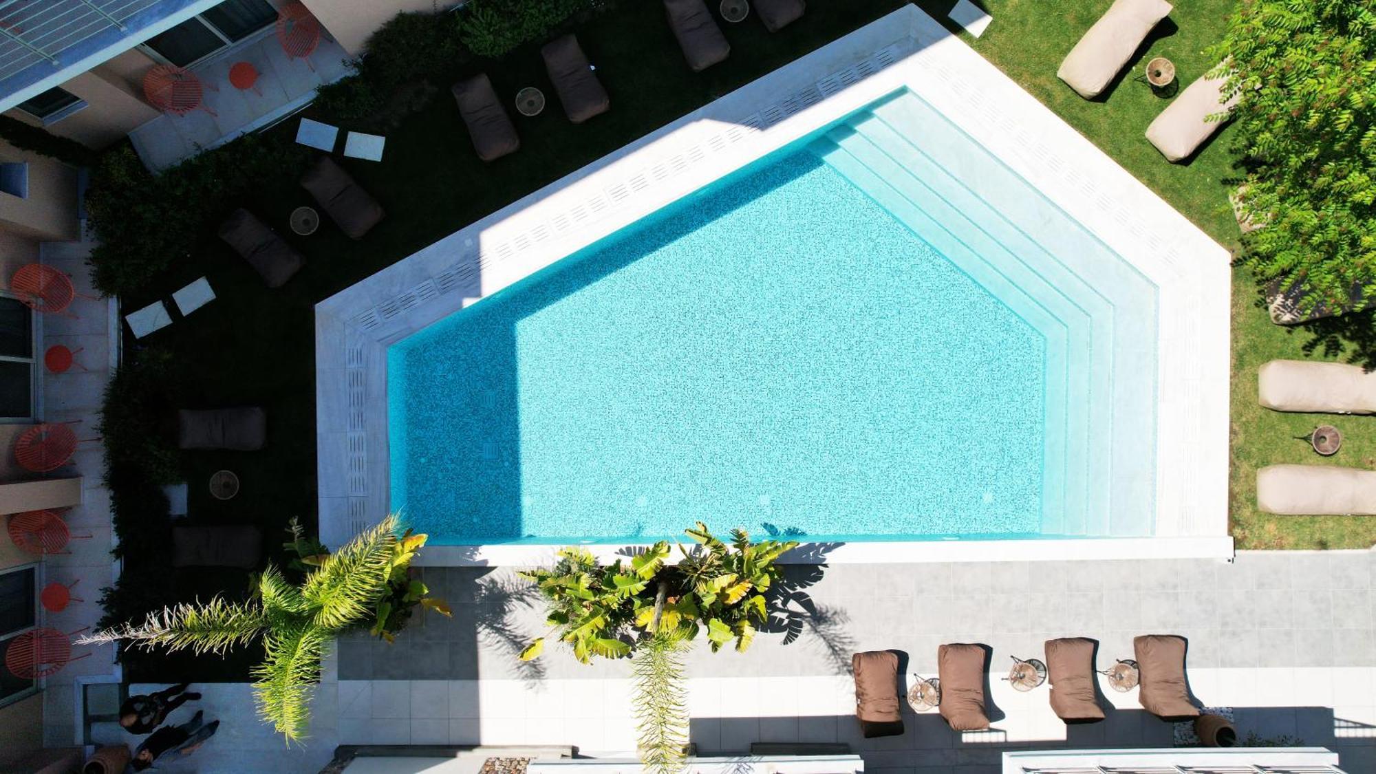 Saronis Suites Saronida Екстериор снимка